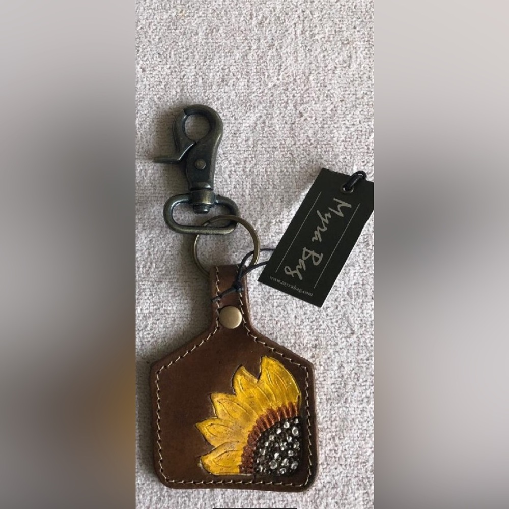 MYRA BAG SUNFLOWER PETALS KEYCHAIN